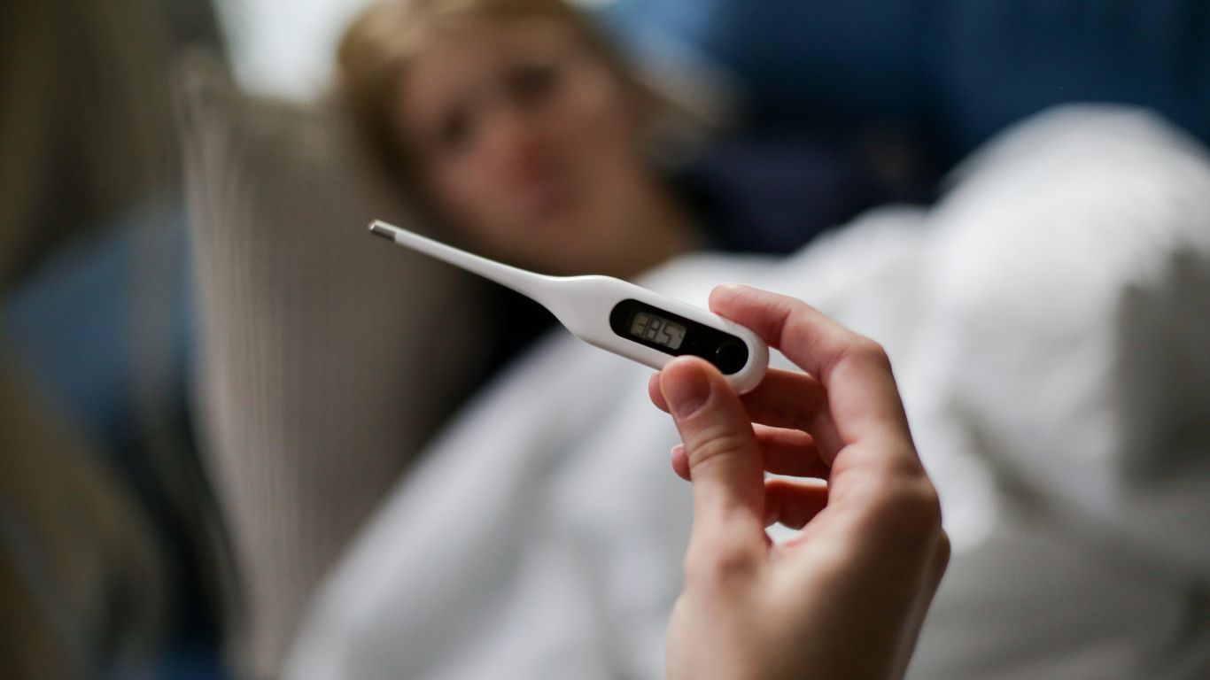 flu like symptoms after getting flu shot